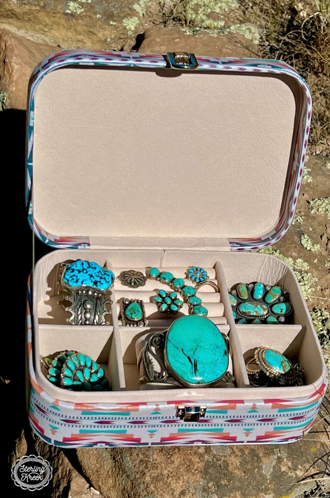 Pretty Little Things Jewelry Box